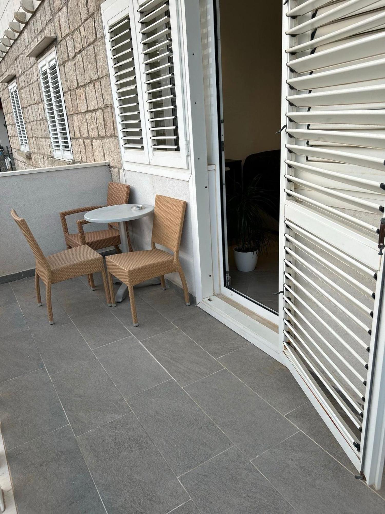 Perina Apartment - Free Parking Dubrovnik Eksteriør billede